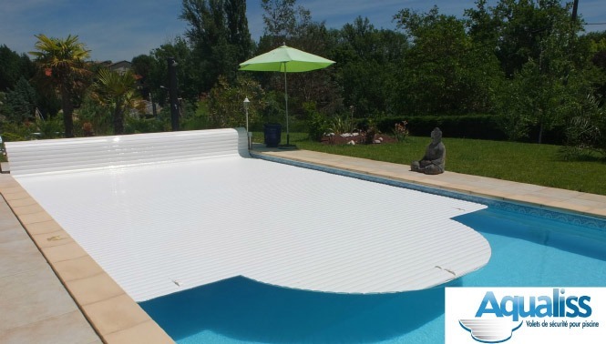 couverture de piscine aqualiss