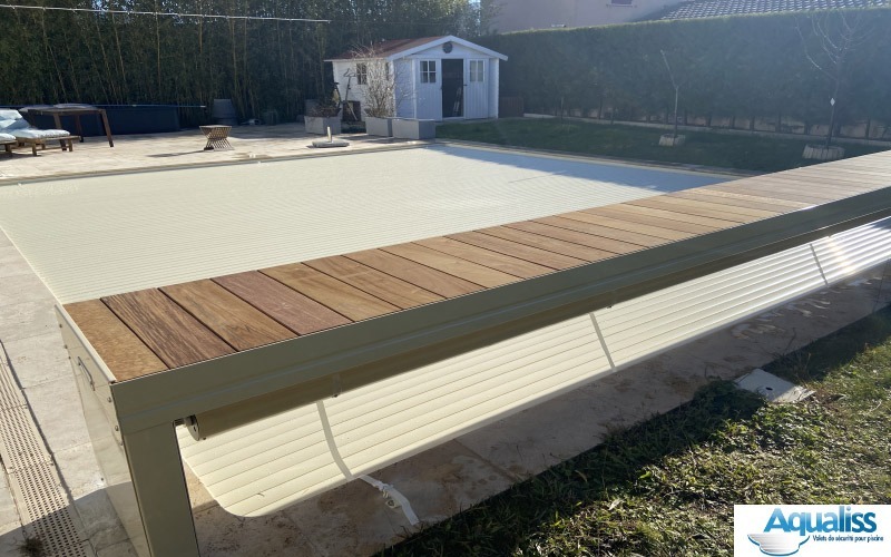 volet de sécurité piscine