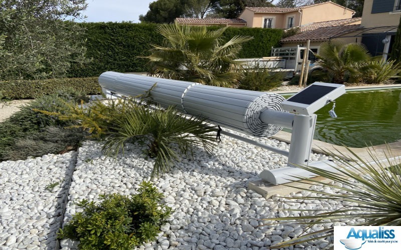volet de piscine sur rails