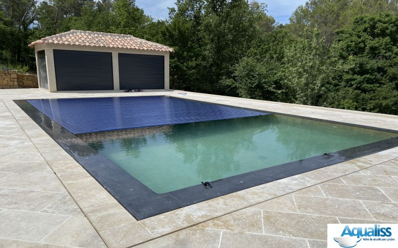 volet de sécurité piscine