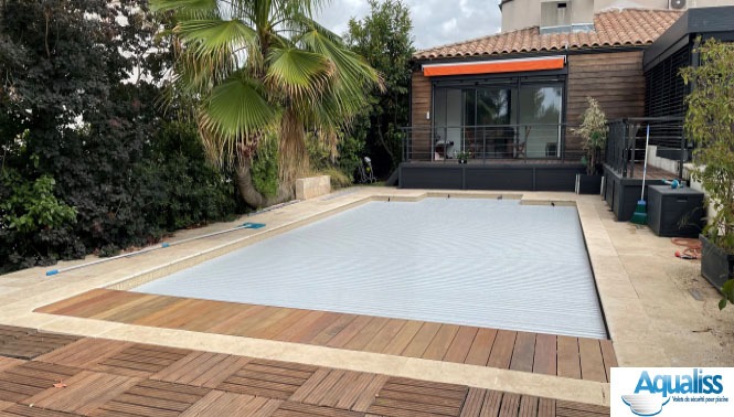 couverture de piscine